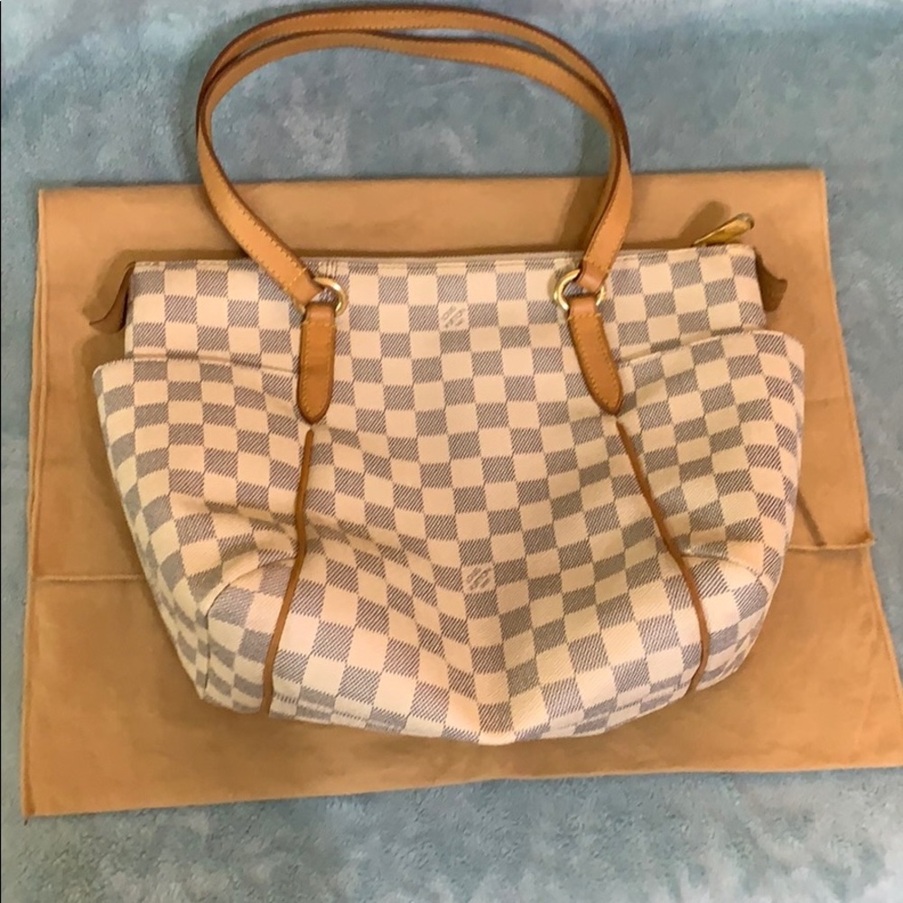 Louis vuitton totally pm azur